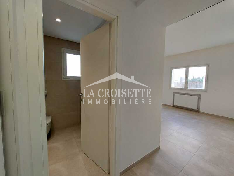 Appartement S+3 à La Soukra